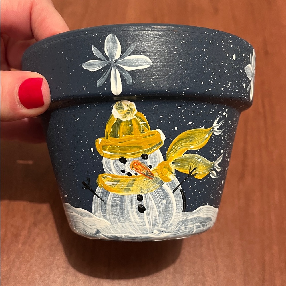 Set of 2 Small Hand Painted Terracotta Planters - Picture 7 of 10